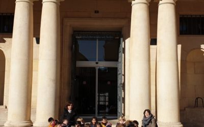 LOS ALUMNOS DE INFANTIL DE LAS VIÑAS VISITAN LA BIBLIOTECA PÚBLICA DEL ESTADO JAVIER SIERRA