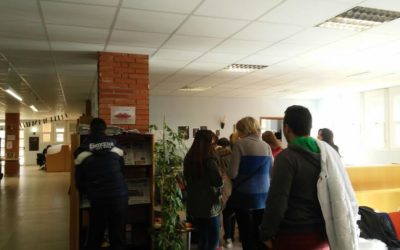 LOS ALUMNNOS DE 2º DE BACHILLERATO DE "LAS VIÑAS" VISITARON LA EXPOSICIÓN "CELEBRANDO LA LIBERTAD DE LEER