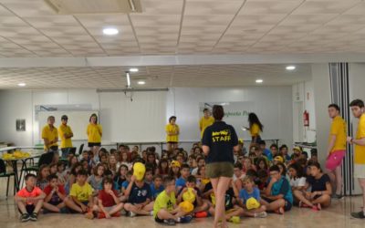 ALUMNOS DEL COLEGIO “LAS VIÑAS” DISFRUTAN DE UNOS CAMPAMENTOS DE INMERSIÓN LINGÜíSTICA EN AMPOSTA