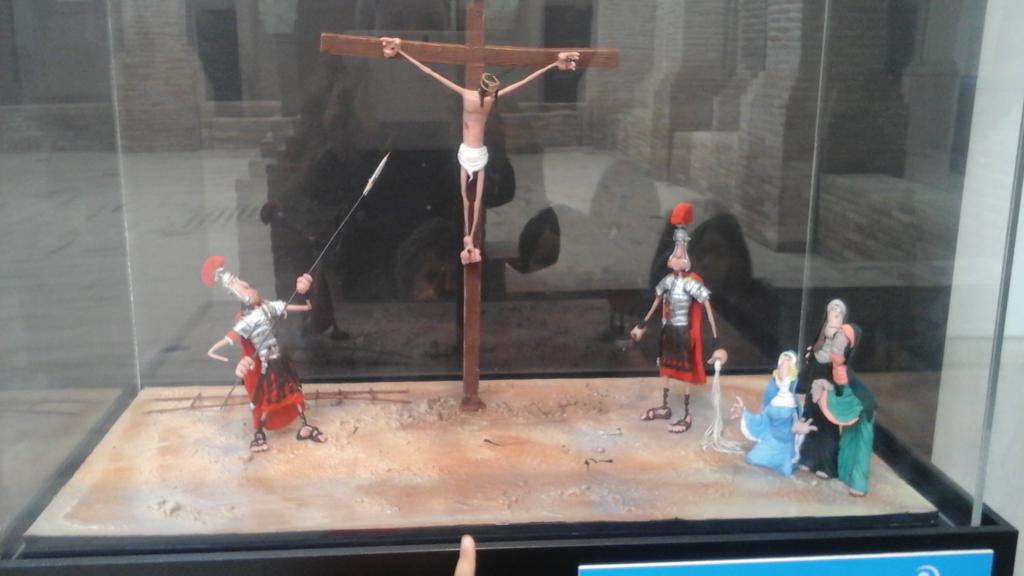 LOS ALUMNOS DE INFANTIL DE "LAS VIÑAS" CONOCEN LA HISTORIA DE LA HUMANIDAD A TRAVÉS DE LA PLASTILINA