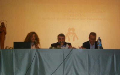 Conferencia sobre prevención de conflictos familiares