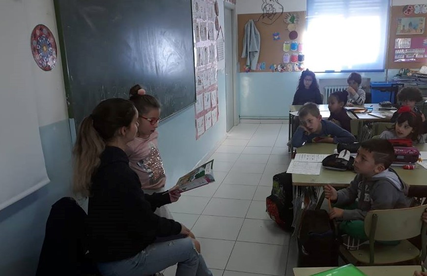 EL COLEGIO “LAS VIÑAS” APUESTA POR EL PRAGMATISMO DEL IDIOMA: LOS ALUMNOS DE INTERCAMBIOS CANADIENSES YA ESTÁN EN EL CENTRO TUROLENSE