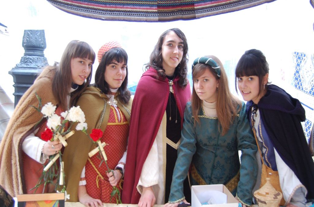 Los Jóvenes del Colegio, colaboran con la preparación de JMJ (jornada mundial de juventud)