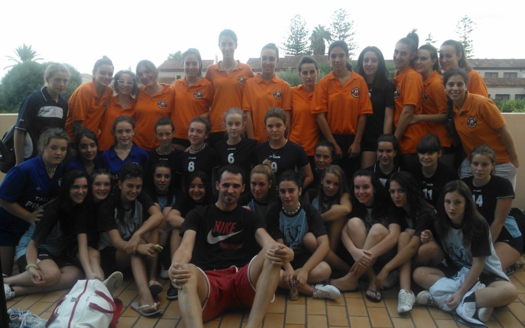 BUEN COMIENZO DE NUESTRO CLUB DE VOLEIBOL EN EL TORNEO PABLO HERRERA