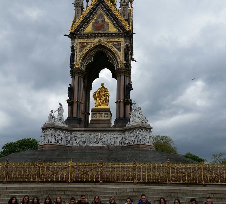 LOS ALUMNOS DE BACHILLERATO DE "LAS VIÑAS" REALIZAN UN VIAJE DE INMERSIÓN LINGÜÍSTICA A LONDRES