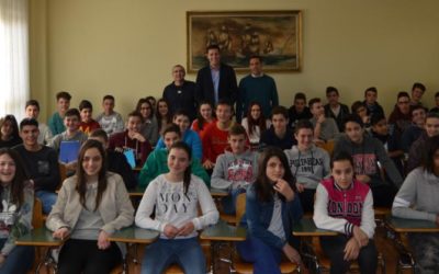 JAVIER DOMINGO, MIGUEL LÓPEZ Y TOMÁS MARTÍN VISITAN EL COLEGIO "LAS VIÑAS"