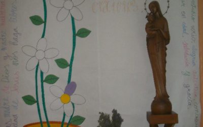 Dedicamos el mes de mayo a María