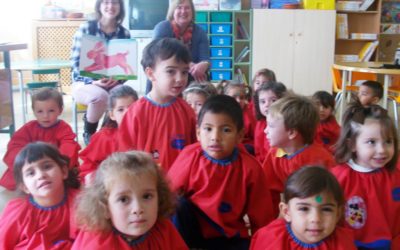 UNA PROFESORA DE LA UNIVERSIDAD DE CUMBRIA, VISITA EL COLEGIO “LAS VIÑAS”