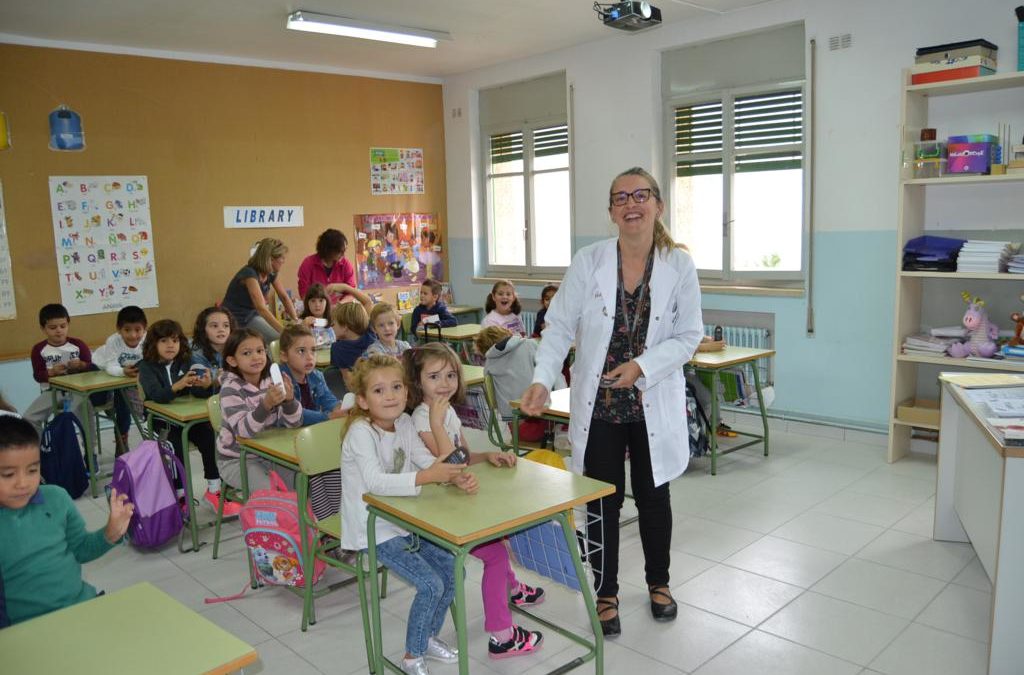 ALUMNOS DE “LAS VIÑAS” SE SUMAN A LA CAMPAÑA   “VER PARA APRENDER”