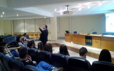 LOS ALUMNOS DE BACHILLERATO VISITAN LA UNED CON MOTIVO DE SU JORNADA DE PUERTAS ABIERTAS