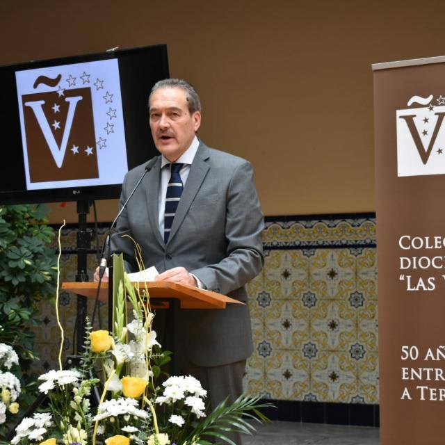 DON PEDRO FERNÁNDEZ, DIRECTOR DEL COLEGIO, PRONUNCIARÁ EL PREGÓN DE SEMANA SANTA EN TERUEL