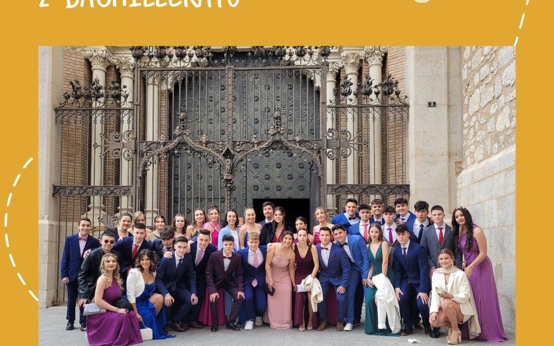 ACTO DE GRADUACIÓN DE LOS ALUMNOS DE 2º BACHILLER