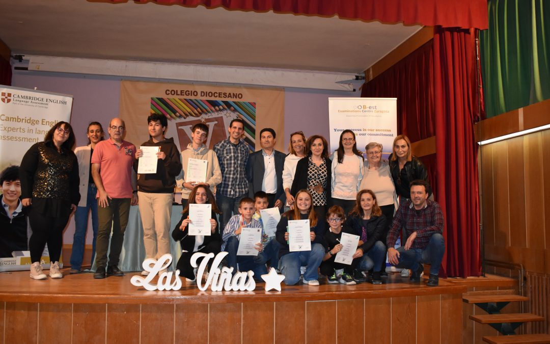 Ceremonia de entrega de certificados Cambridge en el Colegio Las Viñas